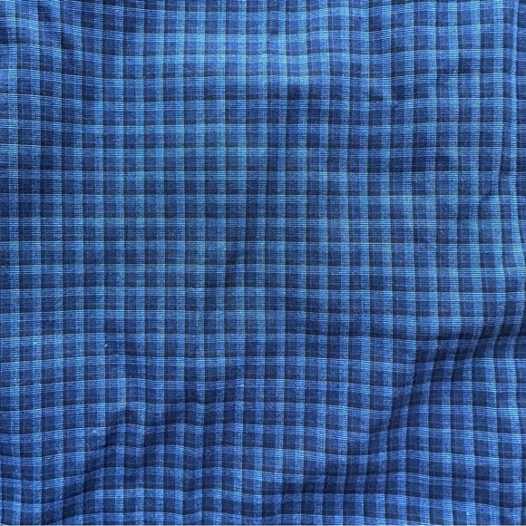 Calvin Klein Men’s Slim Fit & Non-Iron Button Down Blue & Navy Plaid Dress Shirt - Picture 3 of 7